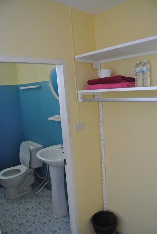 Cumpun Guest House Чиангмай Экстерьер фото